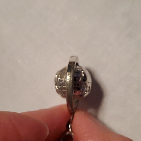 Vintage Monet spinning world charms - Picture 10 of 13